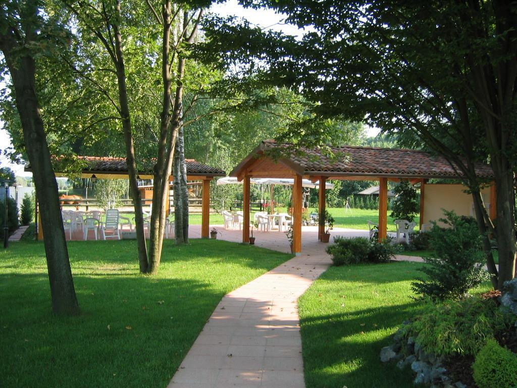 Hotel Quo Vadis None Exterior foto